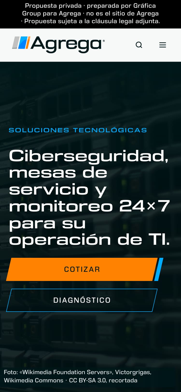 E4 on a phone: a larger logo, the hero the full height of the screen over a dark photograph of servers, and two buttons, Cotizar and Diagnóstico.